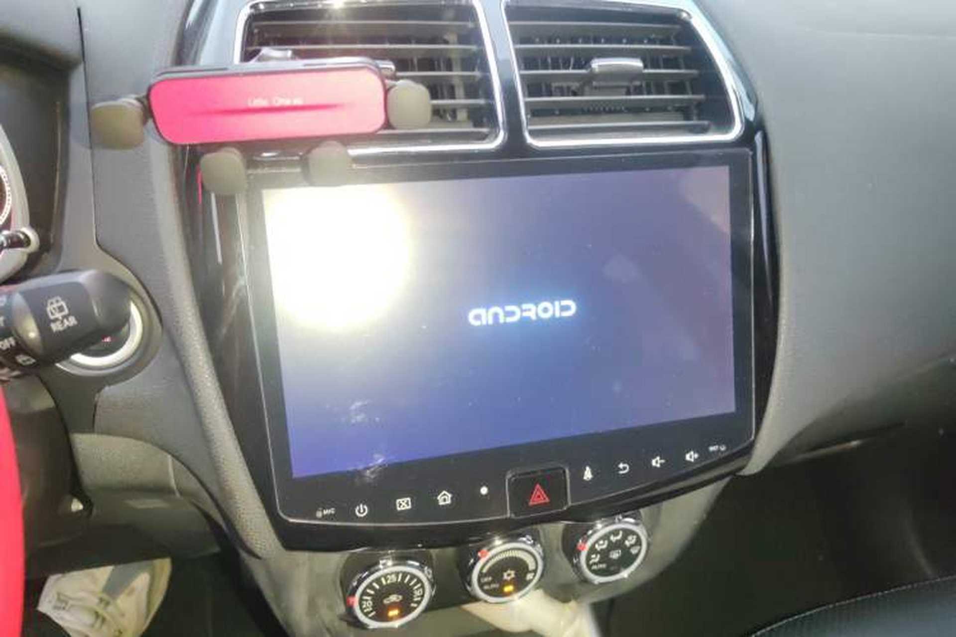 Used Mitsubishi ASX 2016 2.0L CVT Two-Wheel Drive Navigation Edition Audio And AC Panel