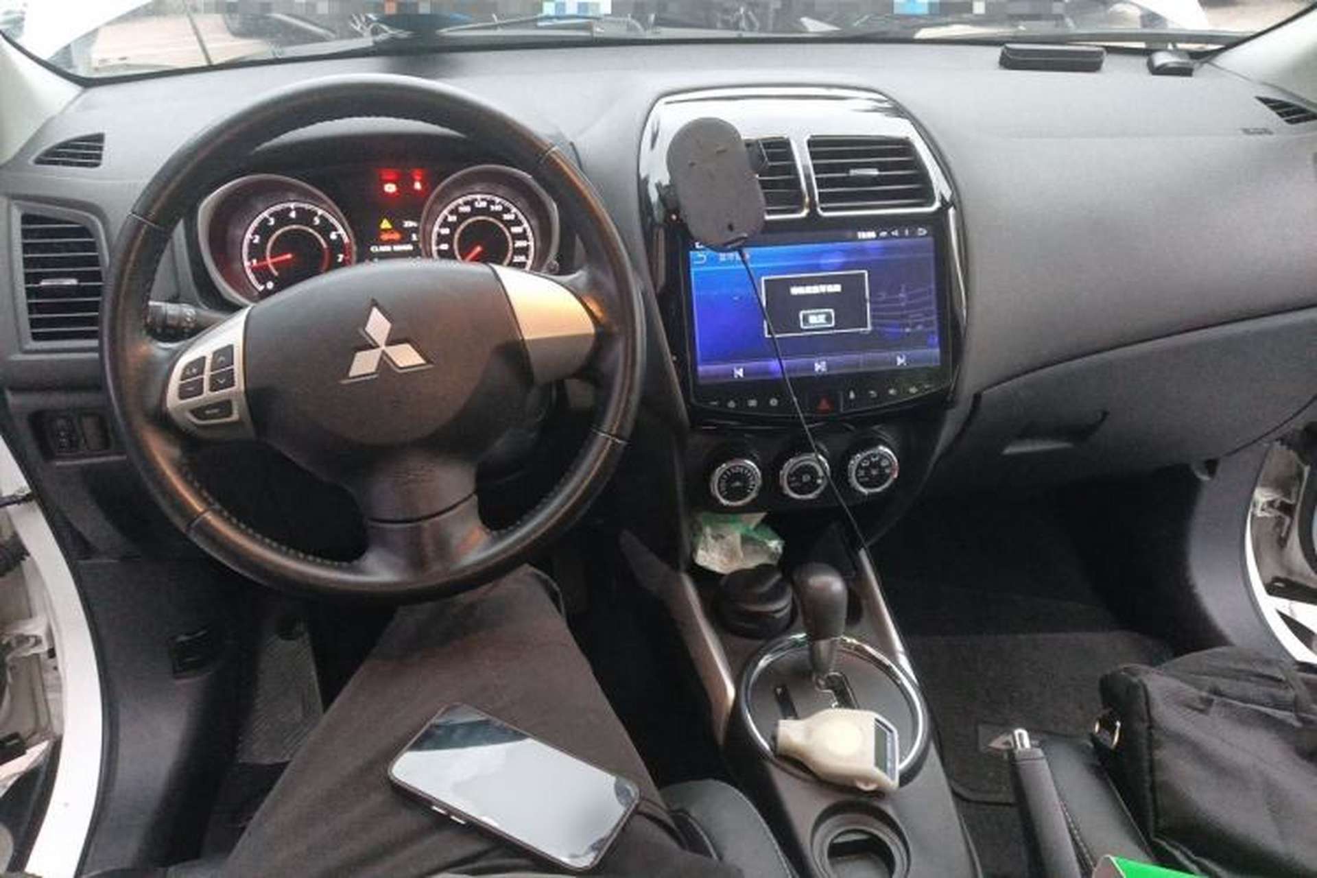 Used Mitsubishi ASX 2016 2.0L CVT Two-Wheel Drive Navigation Edition Center Console