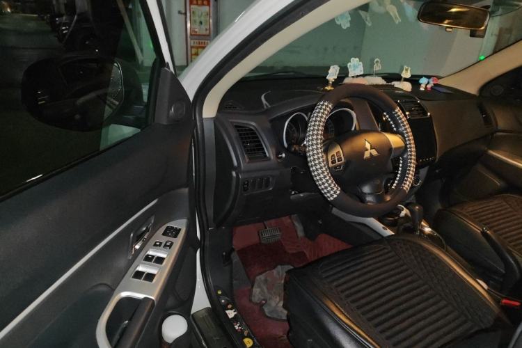 Used Mitsubishi ASX 2016 2.0L CVT Two-Wheel Drive Navigation Edition Driver Seat