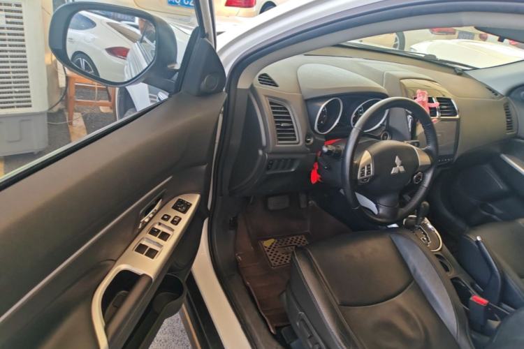 Used Mitsubishi ASX 2016 2.0L CVT Two-Wheel Drive Navigation Edition Driver Seat