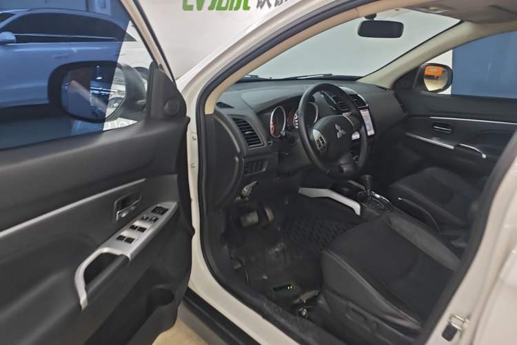 Used Mitsubishi ASX 2016 2.0L CVT Two-Wheel Drive Navigation Edition Driver Seat