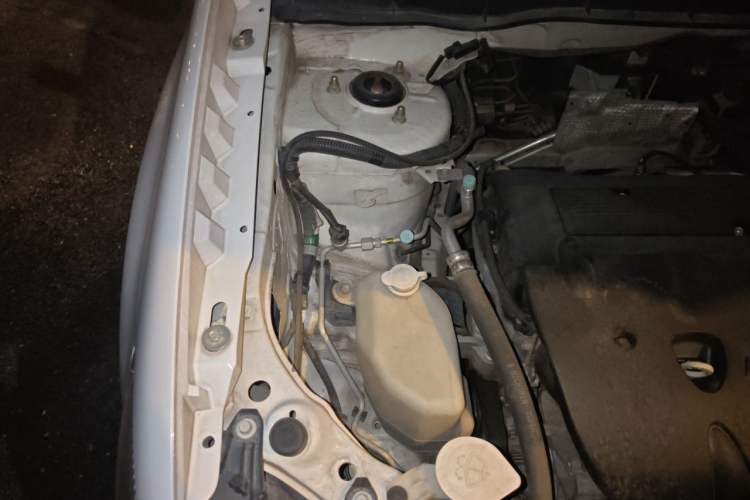 Used Mitsubishi ASX 2016 2.0L CVT Two-Wheel Drive Navigation Edition Engine Bay Right