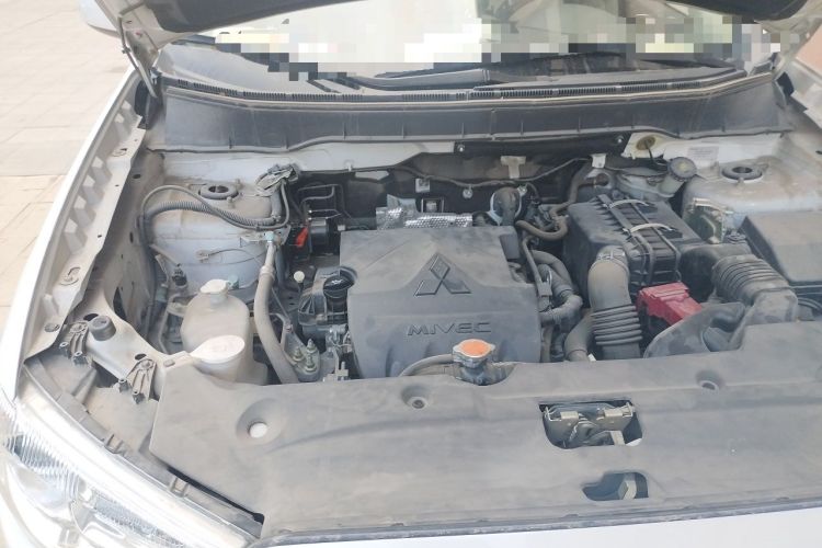 Used Mitsubishi ASX 2016 1.6L Manual Two-Wheel Drive Entry Version Engine Bay Right
