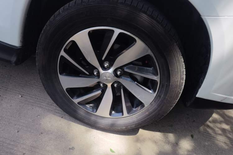 Used Mitsubishi ASX 2016 2.0L CVT Two-Wheel Drive Navigation Edition Exterior 1