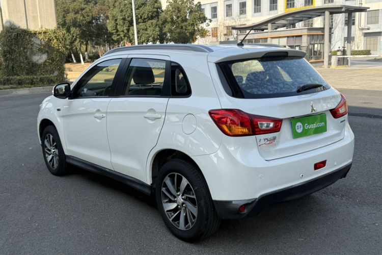 Used Mitsubishi ASX 2016 1.6L Manual Two-Wheel Drive Pioneer Edition Exterior 11