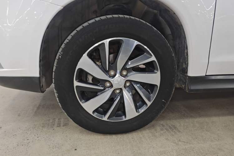 Used Mitsubishi ASX 2016 2.0L CVT Two-Wheel Drive Navigation Edition Exterior 4