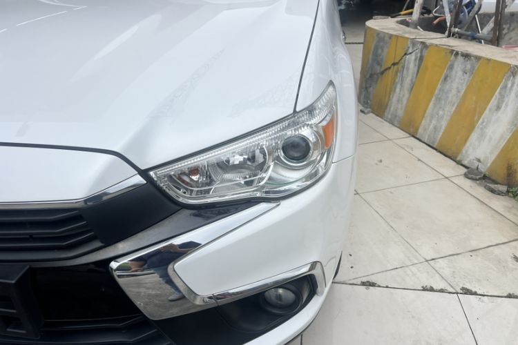 Used Mitsubishi ASX 2016 2.0L CVT Two-Wheel Drive Navigation Edition Exterior 6