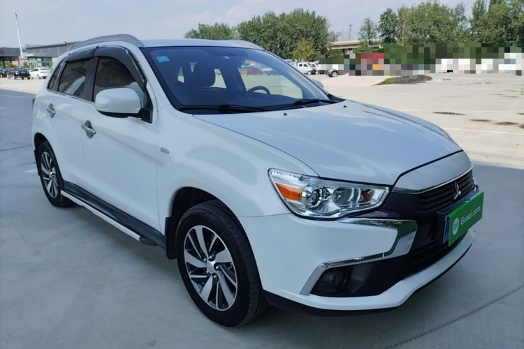 Used Mitsubishi ASX 2016 2.0L CVT Two-Wheel Drive Excellence Edition Front Right 45 Deg