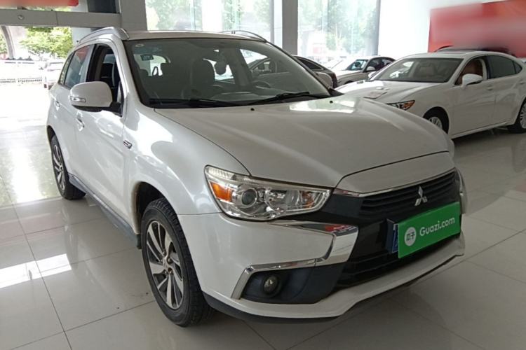 Used Mitsubishi ASX 2016 2.0L CVT Two-Wheel Drive Navigation Edition Front Right 45 Deg