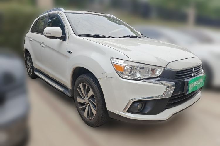 Used Mitsubishi ASX 2016 2.0L CVT Two-Wheel Drive Navigation Edition Front Right 45 Deg