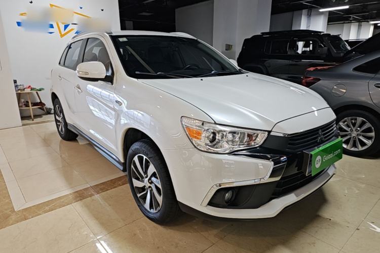 Used Mitsubishi ASX 2016 2.0L CVT Two-Wheel Drive Navigation Edition Front Right 45 Deg