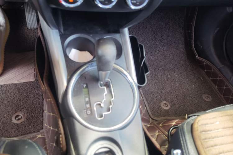 Used Mitsubishi ASX 2016 2.0L CVT Two-Wheel Drive Navigation Edition Gear Lever
