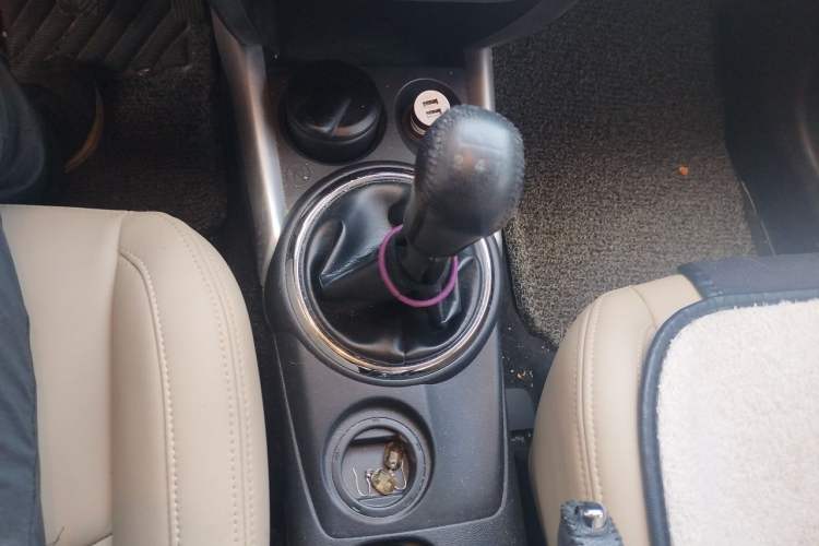 Used Mitsubishi ASX 2016 1.6L Manual Two-Wheel Drive Entry Version Gear Lever