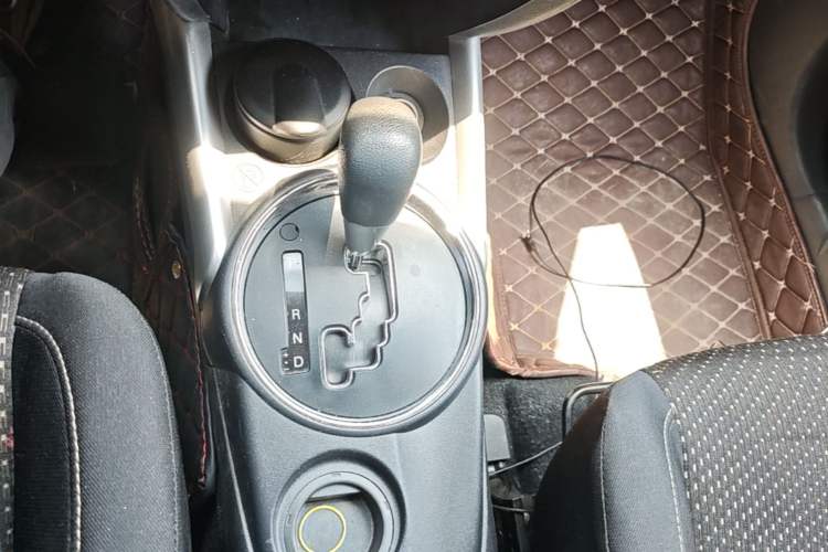 Used Mitsubishi ASX 2016 2.0L CVT Two-Wheel Drive Excellence Edition Gear Lever