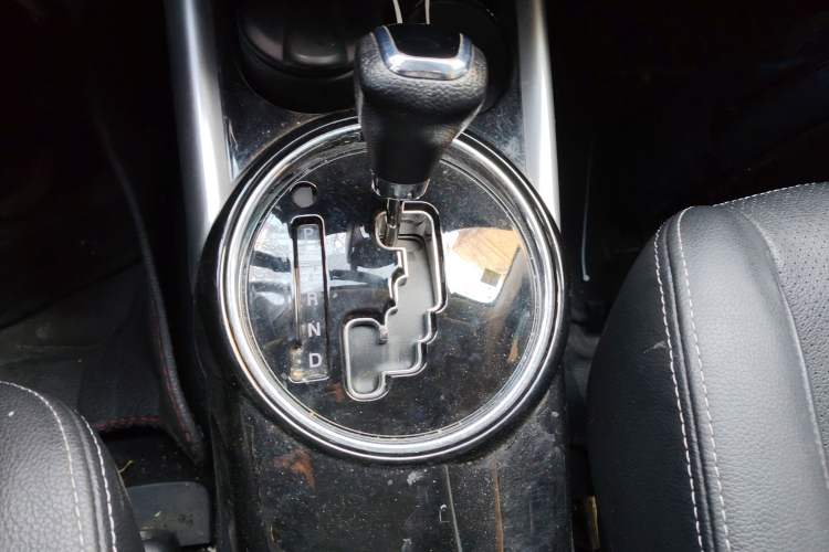 Used Mitsubishi ASX 2016 2.0L CVT Two-Wheel Drive Navigation Edition Gear Lever