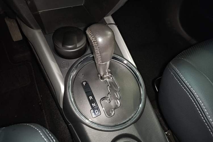 Used Mitsubishi ASX 2016 2.0L CVT Two-Wheel Drive Navigation Edition Gear Lever