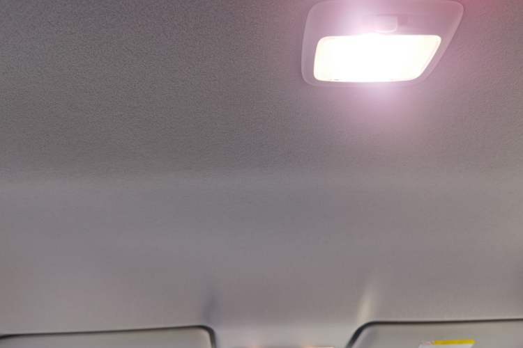 Used Mitsubishi ASX 2016 2.0L CVT Two-Wheel Drive Navigation Edition Headliner