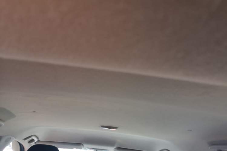 Used Mitsubishi ASX 2016 2.0L CVT Two-Wheel Drive Excellence Edition Headliner