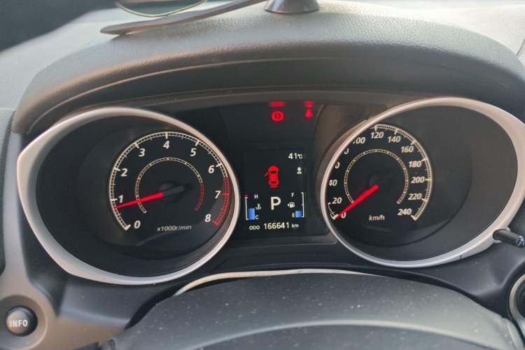 Used Mitsubishi ASX 2016 2.0L CVT Two-Wheel Drive Navigation Edition Instrument Cluster