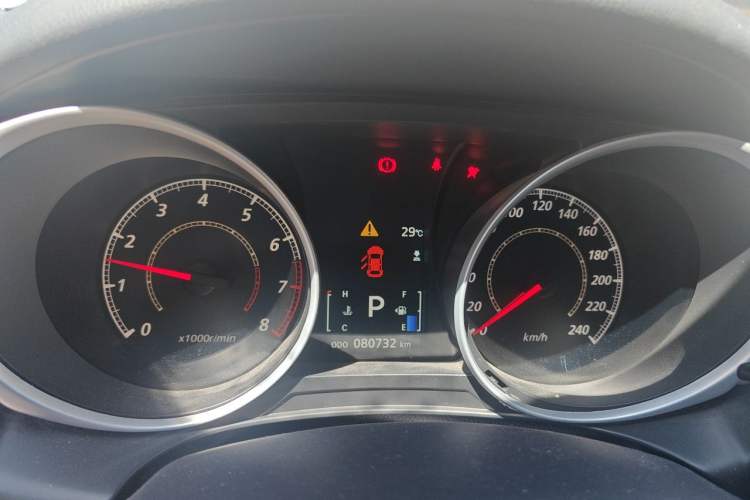 Used Mitsubishi ASX 2016 2.0L CVT Two-Wheel Drive Navigation Edition Instrument Cluster