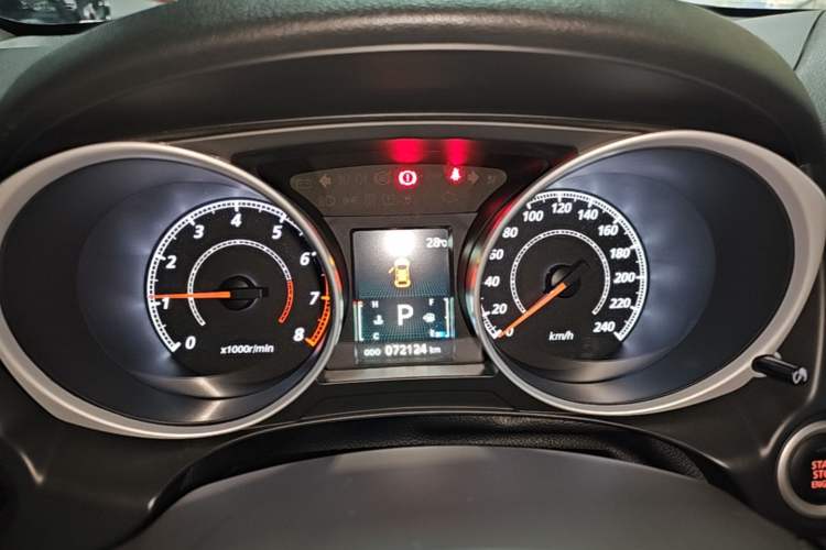 Used Mitsubishi ASX 2016 2.0L CVT Two-Wheel Drive Navigation Edition Instrument Cluster
