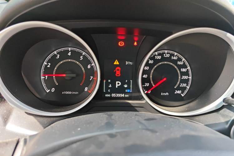 Used Mitsubishi ASX 2016 2.0L CVT Two-Wheel Drive Navigation Edition Instrument Cluster