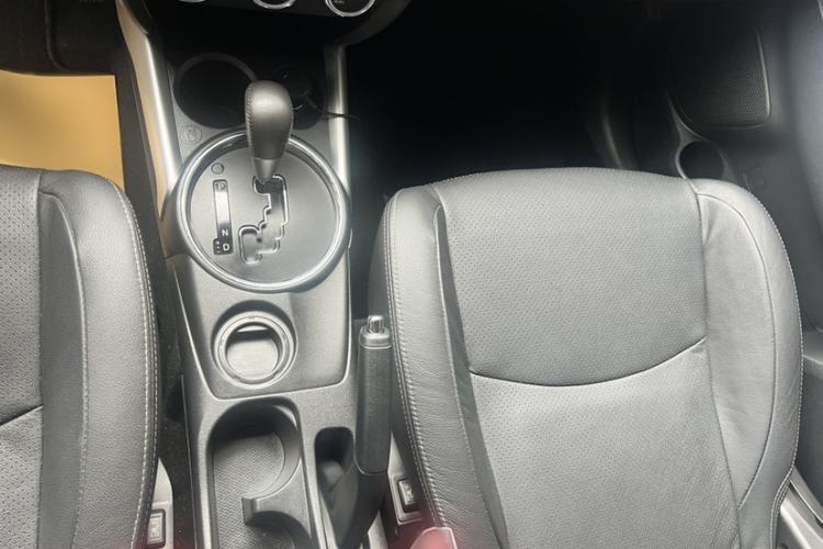 Used Mitsubishi ASX 2016 2.0L CVT Two-Wheel Drive Navigation Edition Interior 4