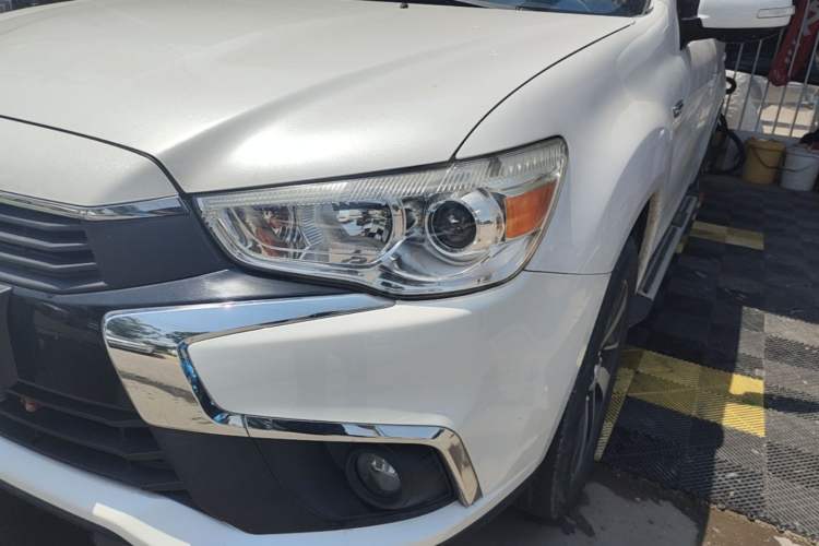 Used Mitsubishi ASX 2016 1.6L Manual Two-Wheel Drive Pioneer Edition Left Front Headlight