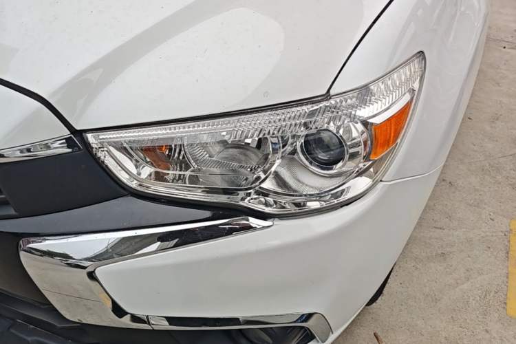 Used Mitsubishi ASX 2016 2.0L CVT Two-Wheel Drive Navigation Edition Left Front Headlight