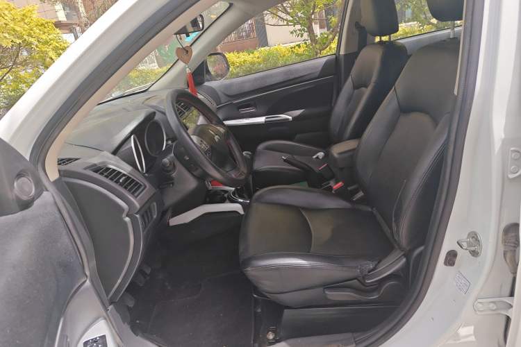 Used Mitsubishi ASX 2016 1.6L Manual Two-Wheel Drive Entry Version Left Front Seat