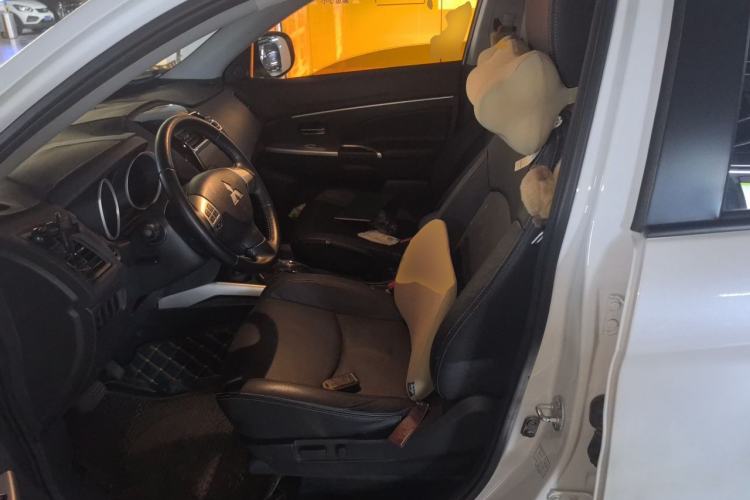 Used Mitsubishi ASX 2016 2.0L CVT Two-Wheel Drive Navigation Edition Left Front Seat