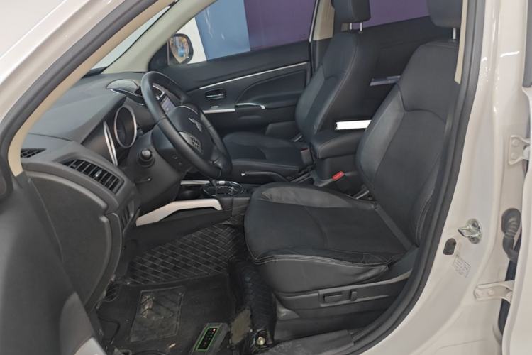 Used Mitsubishi ASX 2016 2.0L CVT Two-Wheel Drive Navigation Edition Left Front Seat