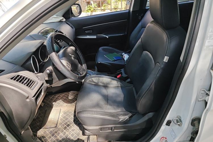 Used Mitsubishi ASX 2016 2.0L CVT Two-Wheel Drive Navigation Edition Left Front Seat