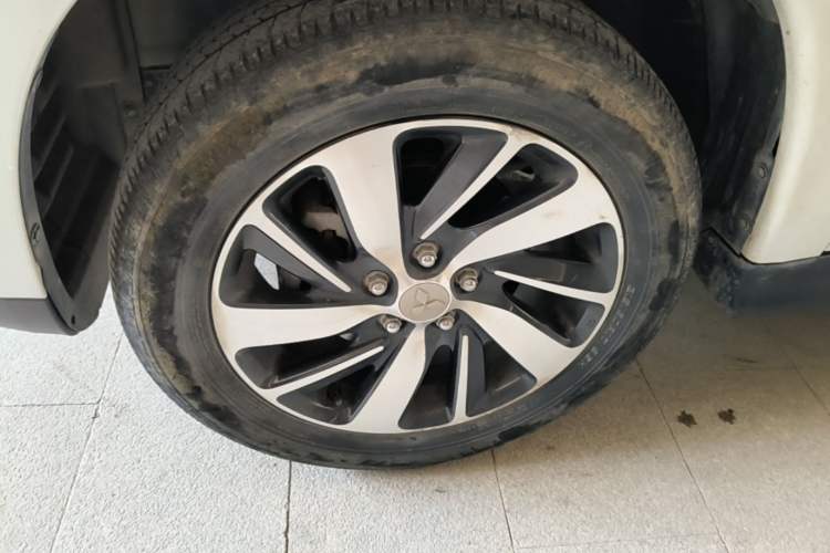 Used Mitsubishi ASX 2016 1.6L Manual Two-Wheel Drive Pioneer Edition Left Front Wheel Hub