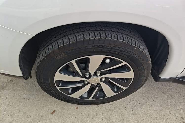 Used Mitsubishi ASX 2016 2.0L CVT Two-Wheel Drive Navigation Edition Left Front Wheel Hub