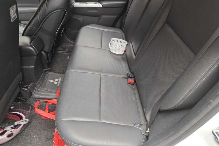 Used Mitsubishi ASX 2016 2.0L CVT Two-Wheel Drive Navigation Edition Left Rear Seat
