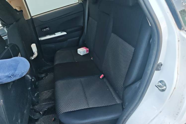 Used Mitsubishi ASX 2016 1.6L Manual Two-Wheel Drive Entry Version Left Rear Seat