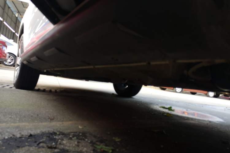 Used Mitsubishi ASX 2016 2.0L CVT Two-Wheel Drive Excellence Edition Left Side Sill