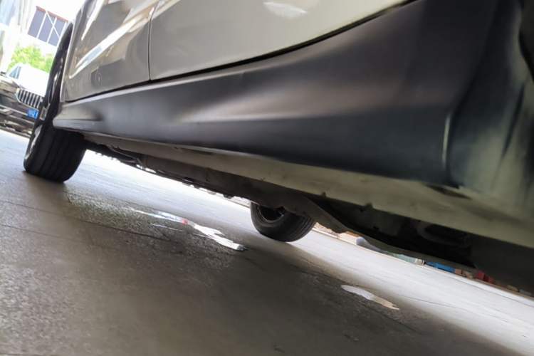 Used Mitsubishi ASX 2016 1.6L Manual Two-Wheel Drive Pioneer Edition Left Side Sill