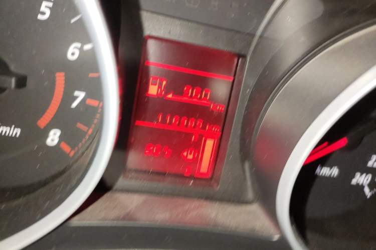 Used Mitsubishi ASX 2016 1.6L Manual Two-Wheel Drive Pioneer Edition Odometer Close Up