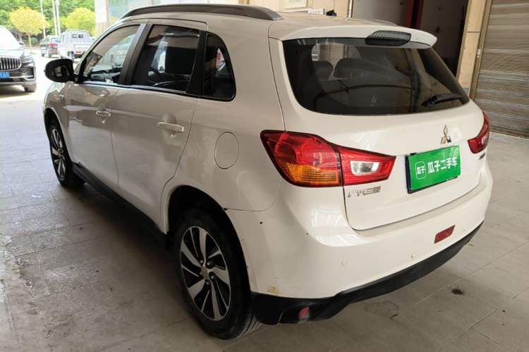 Used Mitsubishi ASX 2016 1.6L Manual Two-Wheel Drive Pioneer Edition Rear Left 45 Deg