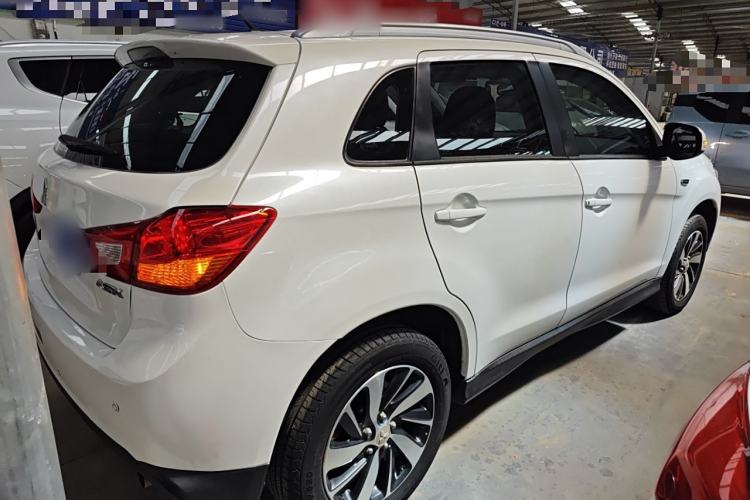 Used Mitsubishi ASX 2016 2.0L CVT Two-Wheel Drive Navigation Edition Rear Right 45 Deg