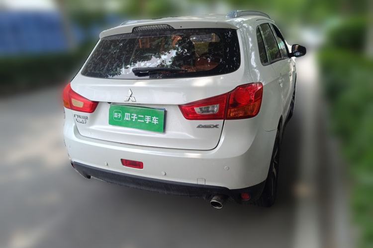 Used Mitsubishi ASX 2016 1.6L Manual Two-Wheel Drive Pioneer Edition Rear Right 45 Deg