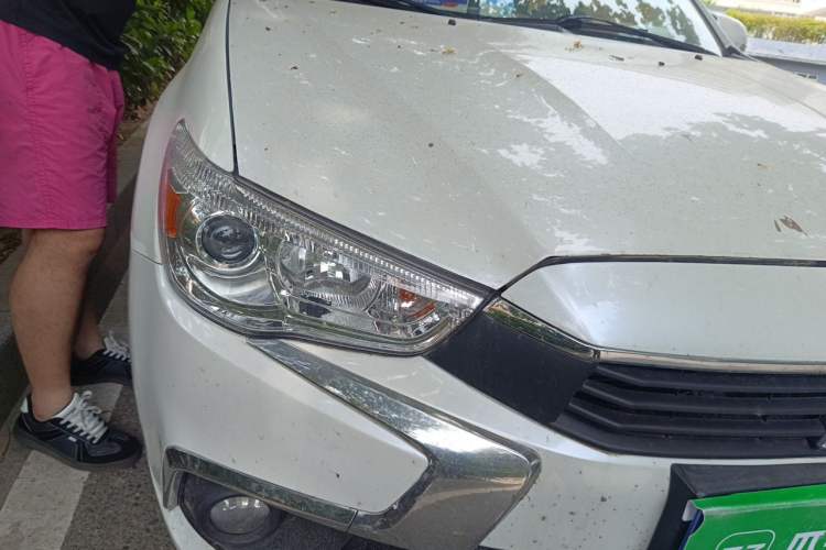 Used Mitsubishi ASX 2016 1.6L Manual Two-Wheel Drive Pioneer Edition Right Front Headlight