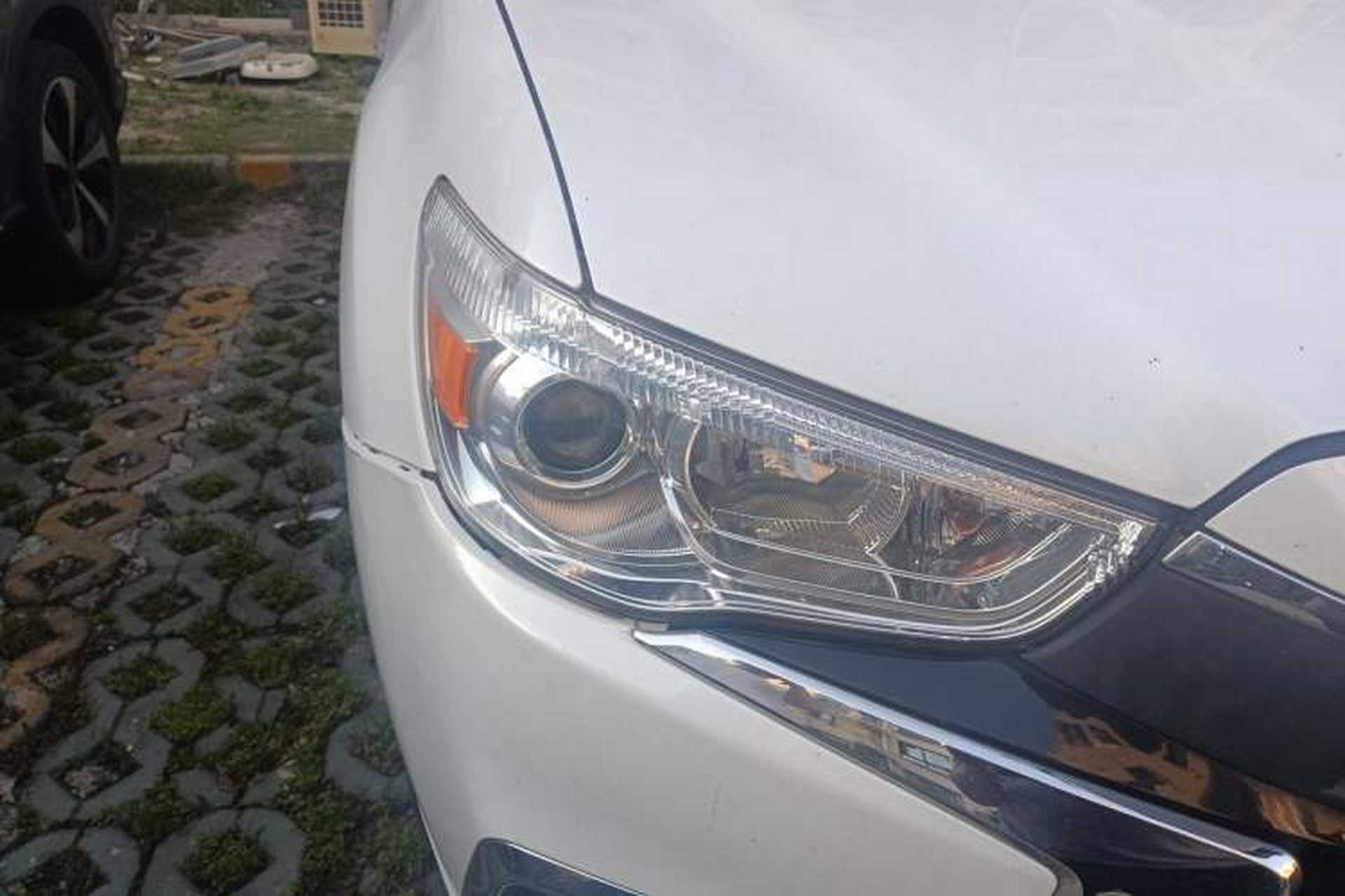 Used Mitsubishi ASX 2016 1.6L Manual Two-Wheel Drive Entry Version Right Front Headlight