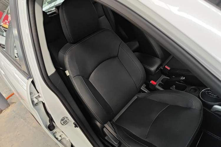 Used Mitsubishi ASX 2016 2.0L CVT Two-Wheel Drive Navigation Edition Right Front Seat