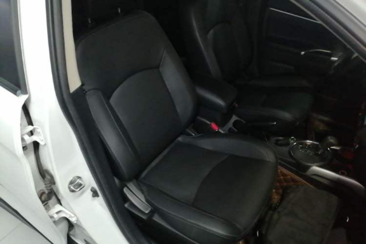 Used Mitsubishi ASX 2016 2.0L CVT Two-Wheel Drive Navigation Edition Right Front Seat