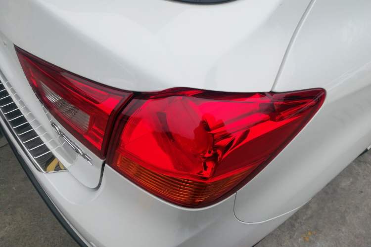 Used Mitsubishi ASX 2016 2.0L CVT Two-Wheel Drive Navigation Edition Right Rear Taillight