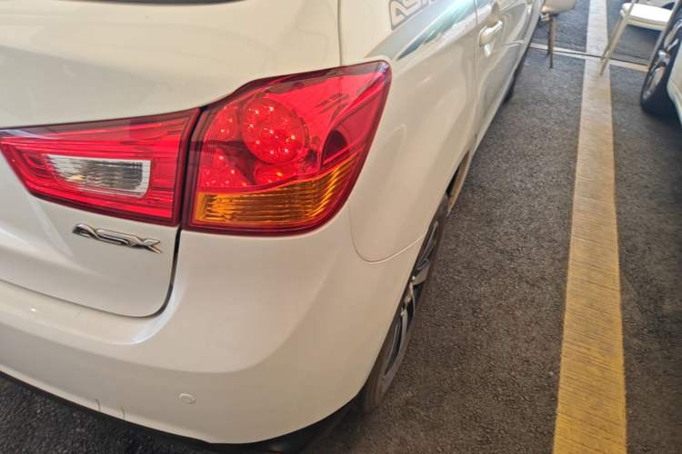 Used Mitsubishi ASX 2016 2.0L CVT Two-Wheel Drive Navigation Edition Right Rear Taillight
