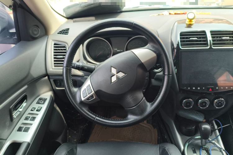 Used Mitsubishi ASX 2016 2.0L CVT Two-Wheel Drive Navigation Edition Steering Wheel